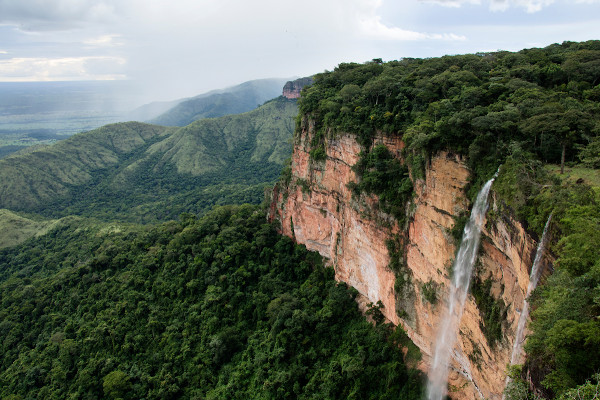 Cachoeira na Chapada dos Guimarães, Mato Grosso. 