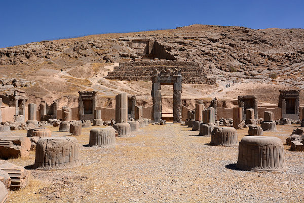 Ruínas de Persépolis, cidade persa fundada durante o reinado de Dario I.