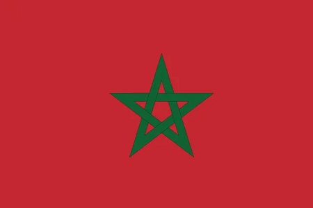 Bandeira do Marrocos, em vermelho e com estrela verde-escura ao centro. 