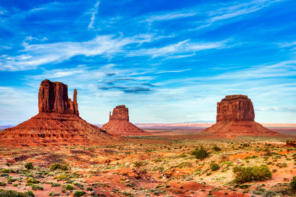 Monument Valley, uma famosa paisagem do Planalto do Colorado, um dos maiores desertos do mundo.