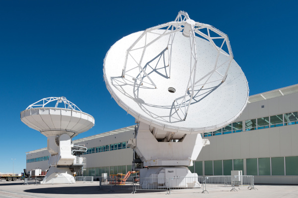Radiotelescópio Atacama Large Millimeter Array (Alma), um dos instrumentos usados atualmente na astrofísica.