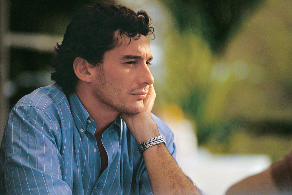 Ayrton Senna pensando