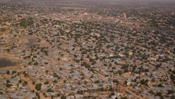 Vista aérea de Djamena, capital e maior cidade do Chade.
