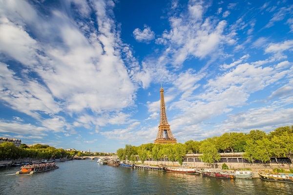 Rio Sena e Torre Eiffel