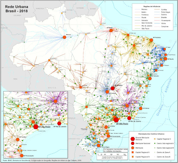 Mapa do Brasil, produzido pelo IBGE, evidenciando a hierarquia urbana brasileira.
