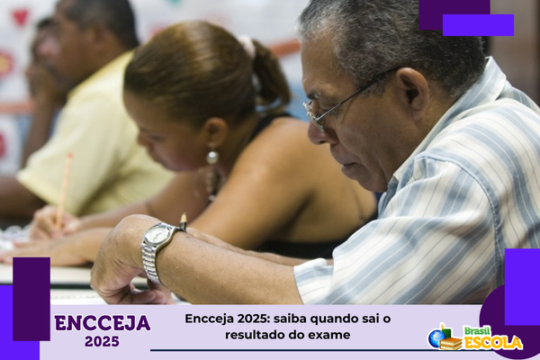 Foto de idoso estudando. Texto: título da notícia