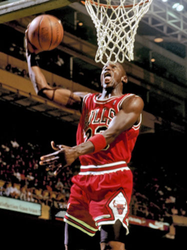 Michael Jordan jogando pelo Chicago Bulls.|6|