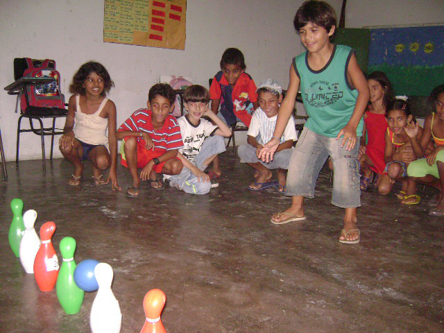 Jogo de dominó para imprimir e brincar com as regras do jogo!  Educação  fisica, Regras de jogos, Jogos pedagogicos de matematica