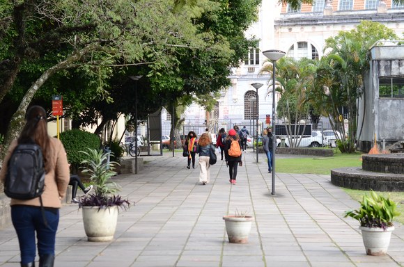 universitários na ufrgs